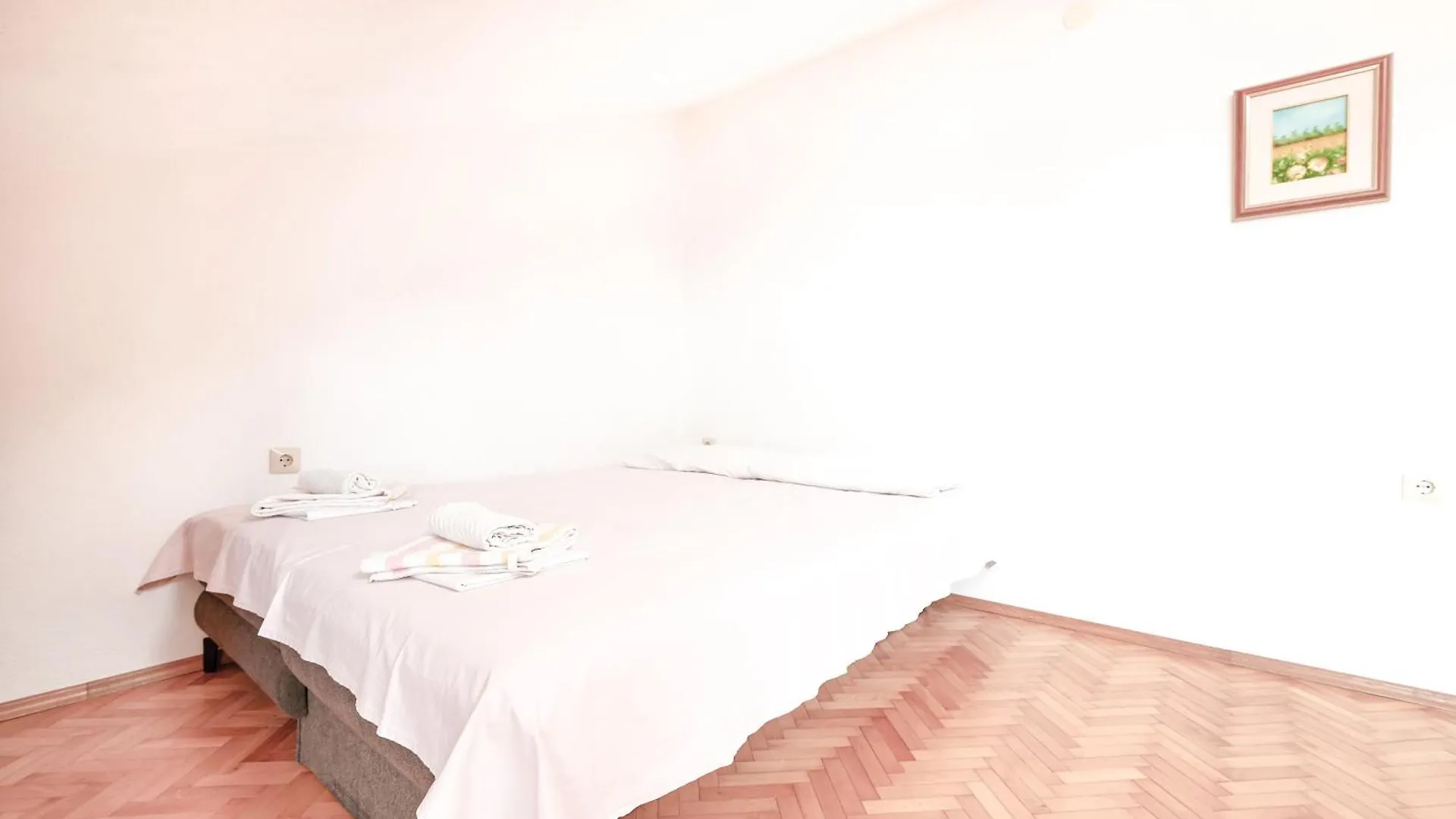 Vila Veljko Okrug Gornji