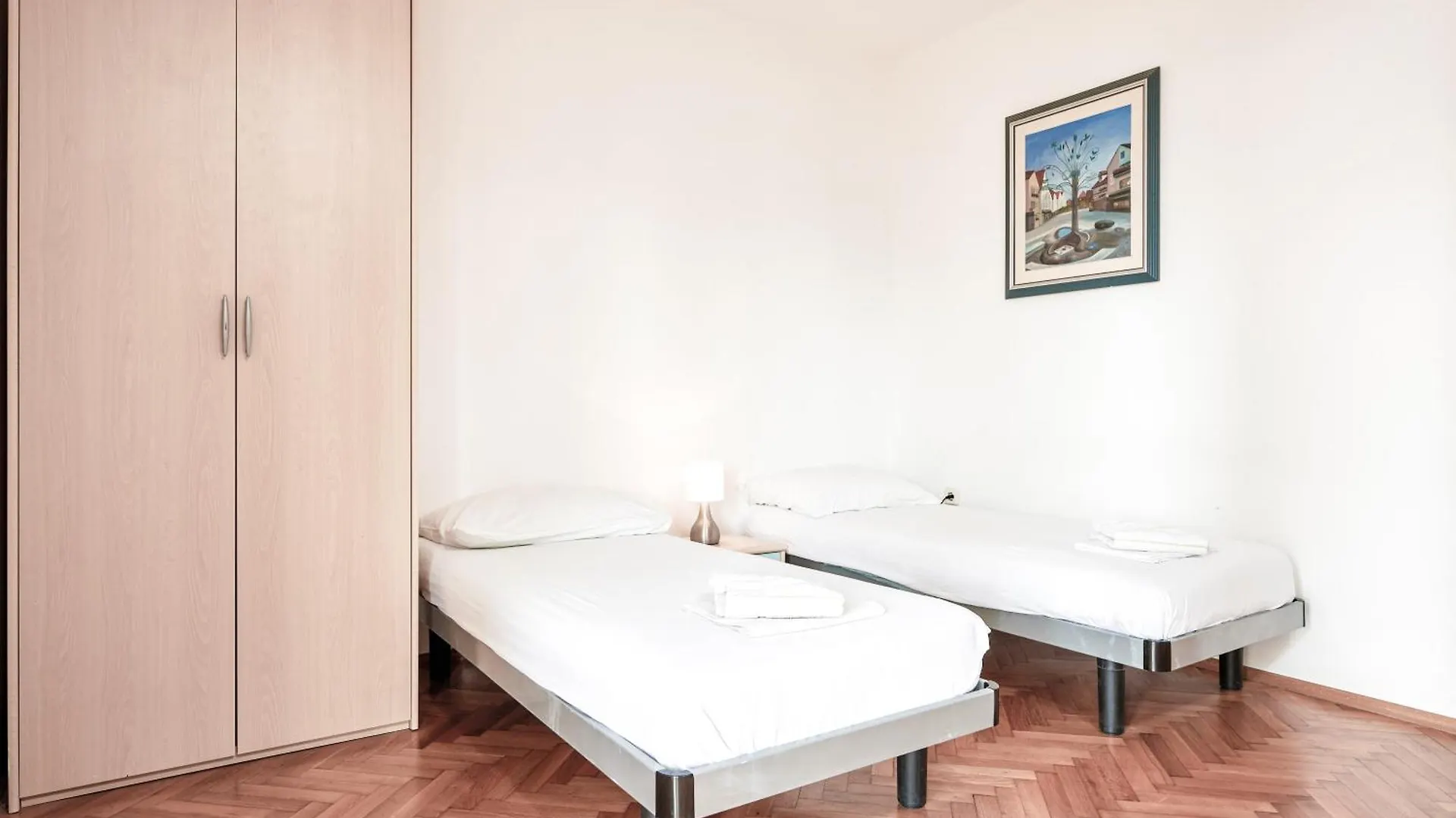 Guest house Vila Veljko Okrug Gornji Croatia